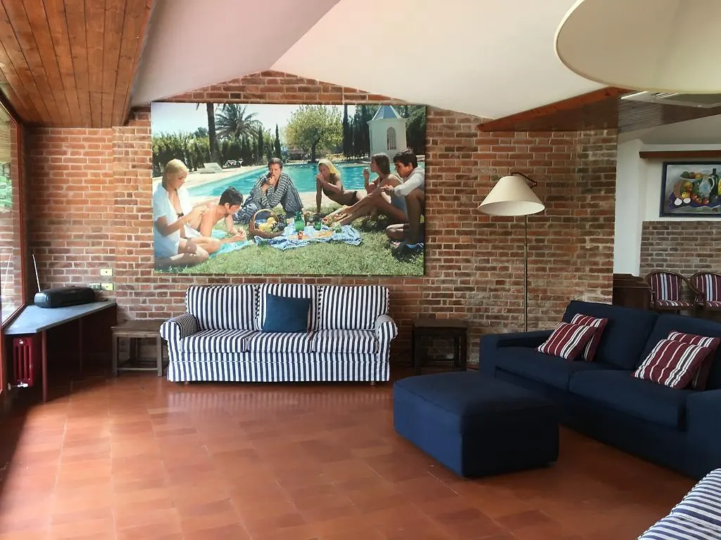 Villa Sibel Con Piscina In Versilia Massa