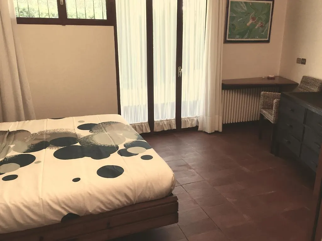Villa Sibel Con Piscina In Versilia Massa  Italy